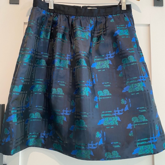 Silky soft JCrew Skirt - Picture 2 of 4